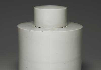 图片[3]-Lidded jar in white glaze, Ming to Qing dynasty, 17th–18th century-China Archive